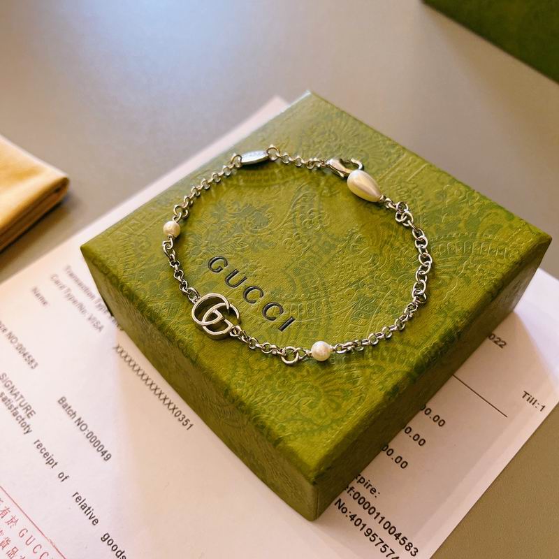 Gucci Bracelet 12yxx167